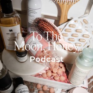 To_The_moon_honey_Podcast_ammehår_Bea_fagerholt_Liv_Winther_