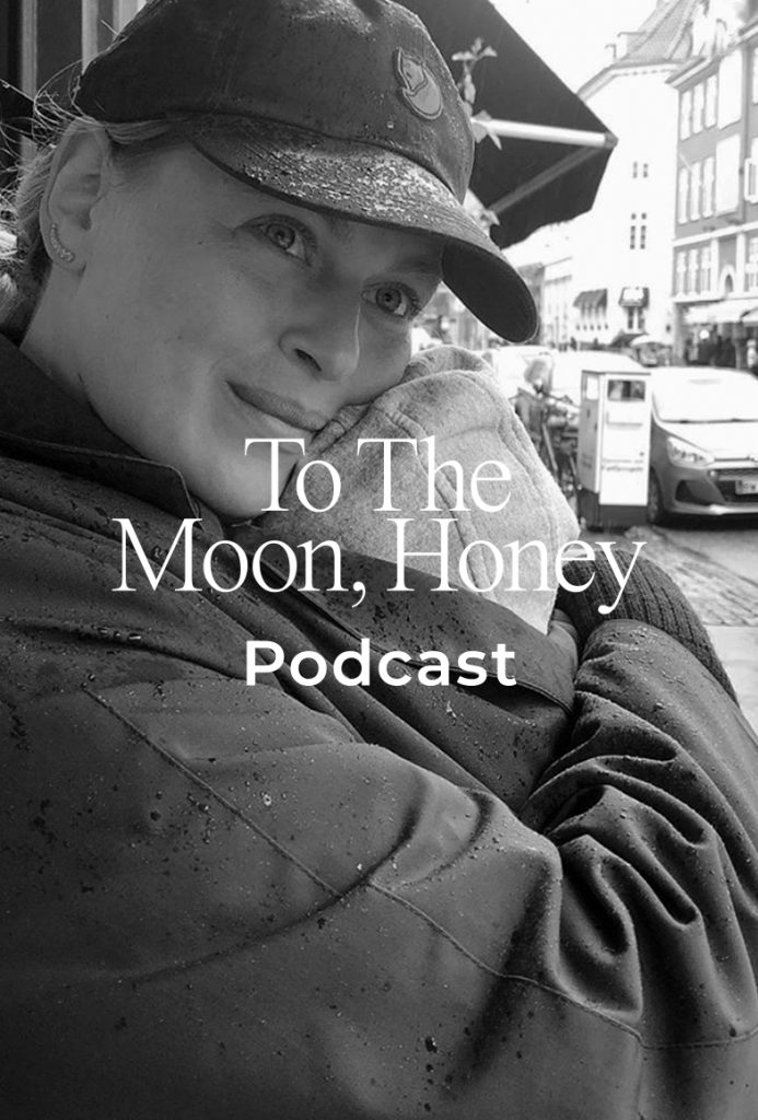 To_the_moon_podcast_Panelsnak_om_at_være_på_barsel_Sidsel_alling_