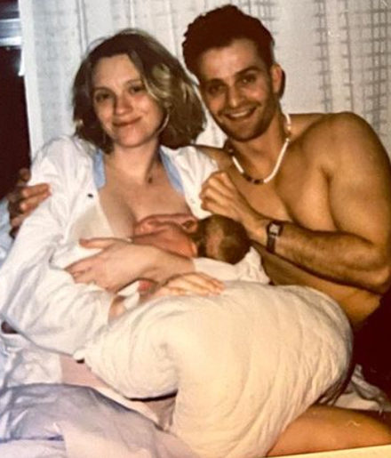 Pernille Rosen og kæreste og nyfødt baby på hospitalet