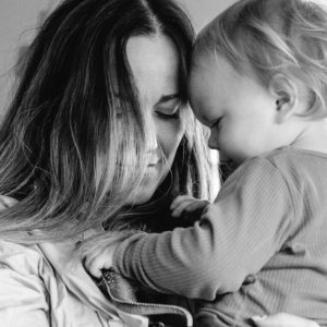 To_the_moon_honey_emily_salomon_mama_profile_sissel_abel_gravid_PCO_foedselsberetning_