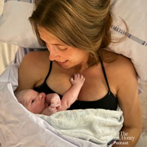 Kvinde med nyfødt baby